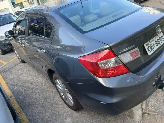 Honda Civic Sedan LXR 2.0 Flexone 16V Aut. 4P 2014