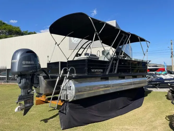 PONTOON P25 - 7500