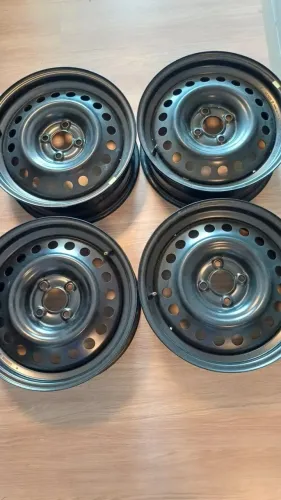 Rodas aro 16 furação 4x100 + calotas kicks