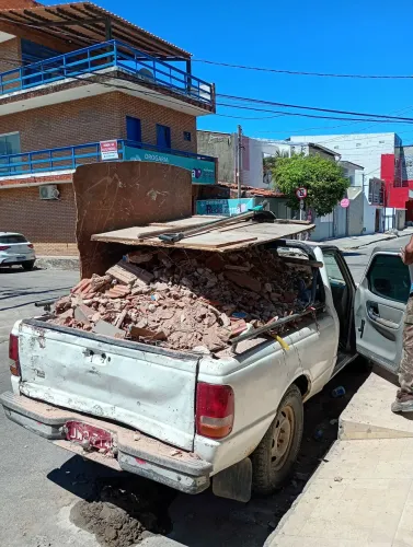 FRETE, ENTULHOS wattszap *