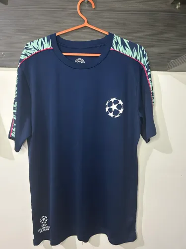 Camisa esportiva UEFA Champions League tamanho GG