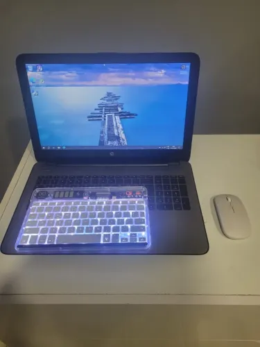 Notebook HP AMD com Placa de Vídeo e Bateria Nova