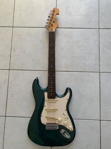 Guitarra Memphis MG22 com kit
