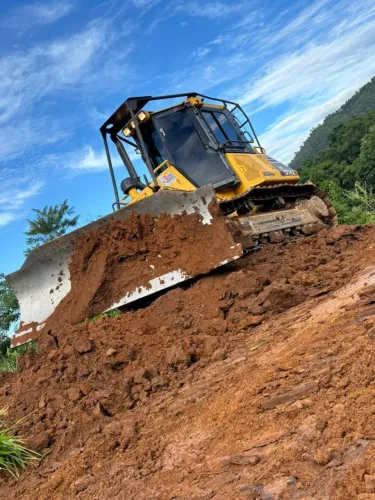 Trator de Esteiras D51 Ex22 2025