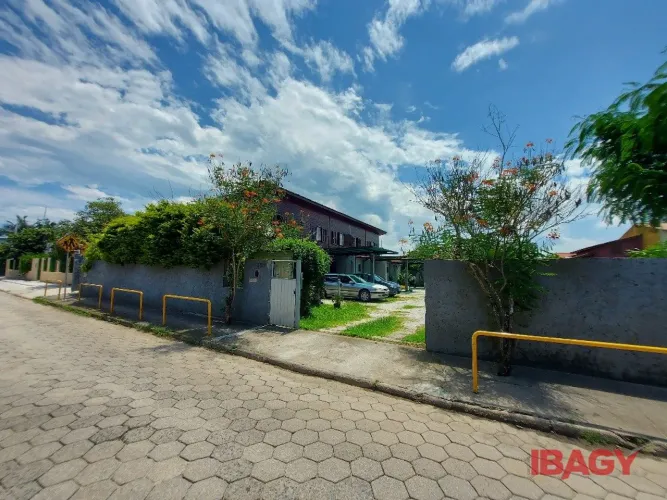 Excelente Apartamento 1 dormitório(s) em Campeche - Florianópolis