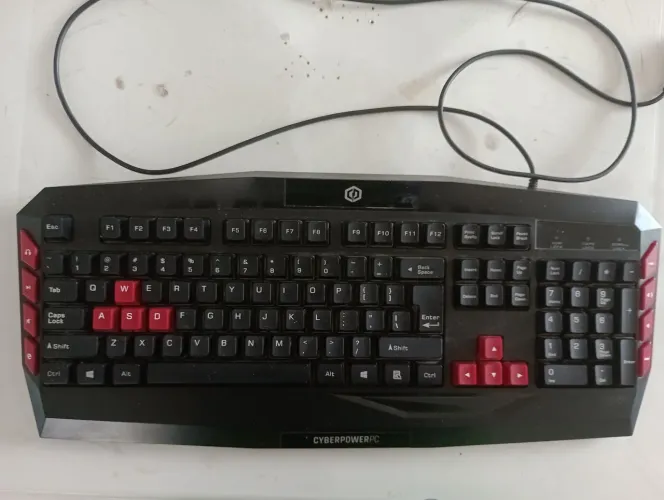 Teclado Gamer CyberPowerPC (Membrana Tátil) -