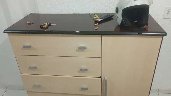 Cômoda 5 gavetas