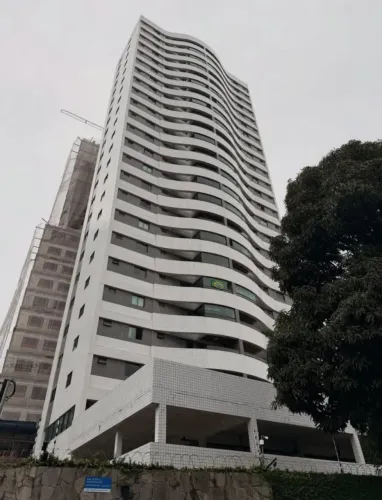 Apartamento para Venda em Recife, Aflitos, 4 dormitórios, 2 suítes, 4 banheiros, 2 vagas
