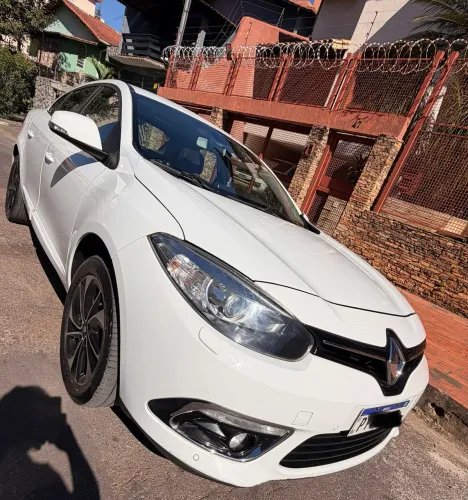 Renault Fluence Sedan Privilège 2.0 16V Flex AUT 2017