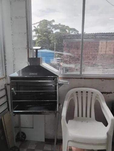 Churrasqueira móvel