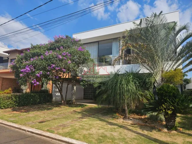 Lindíssima casa de condomínio- Condomínio Ipê - São Pedro SP.