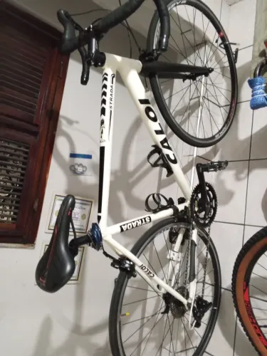 Bicicleta speed Caloi Strada extra