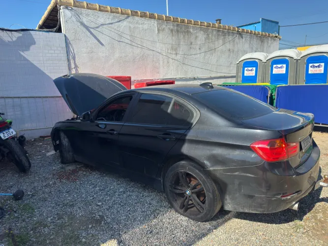 BMW 320I A 2.0 Turbo/activeflex 16V 184cv 4P 2014