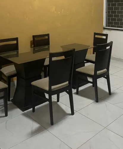 Conjunto Mesa e Cadeiras