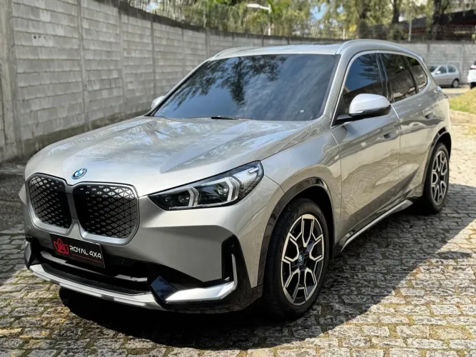 BMW IX1 Xdrive 30 M Sport (elétrico) 2026