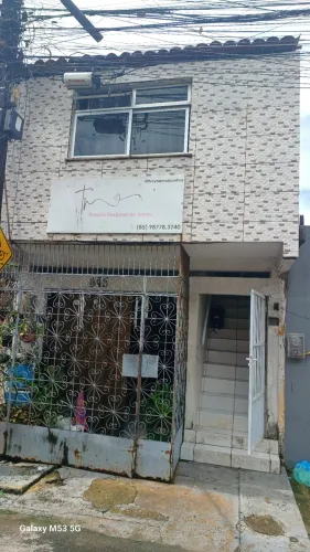 ? Casa Duplex à Venda - Bairro Jóquei Club, Fortaleza-CE