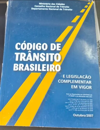 LIVROS  DE DIREITO E CONCURSO