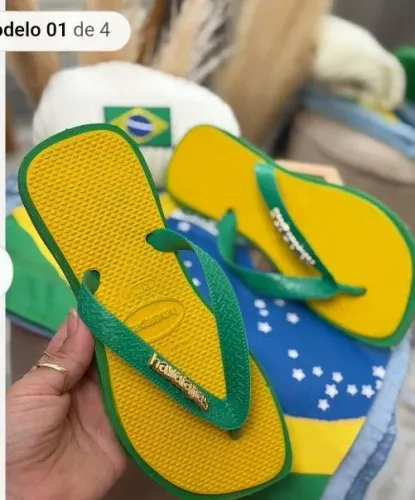 SANDÁLIA HAVAIANAS FEMININAS COPA DO MUNDO 
