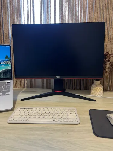 Monitor AOC HERO 24