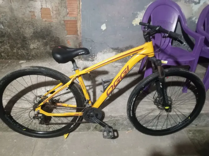 Bicicleta aro 29 semi nova