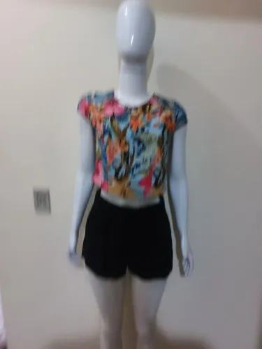 Conjunto Shorts e Blusa