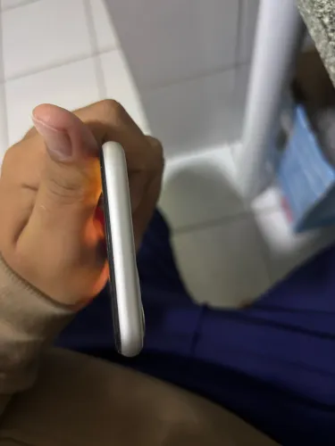 iPhone 11 64GB - Muito Conservado | Ótimo Estado