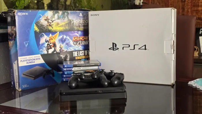 Ps4 slim