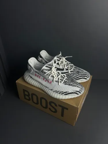 Adidas Yeezy Boost 350 V2 Zebra Original - Usado Apenas 1 Vez