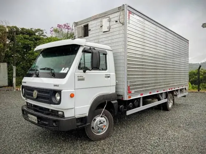 Fretes e viagem para mudanças e transporte  em geral
