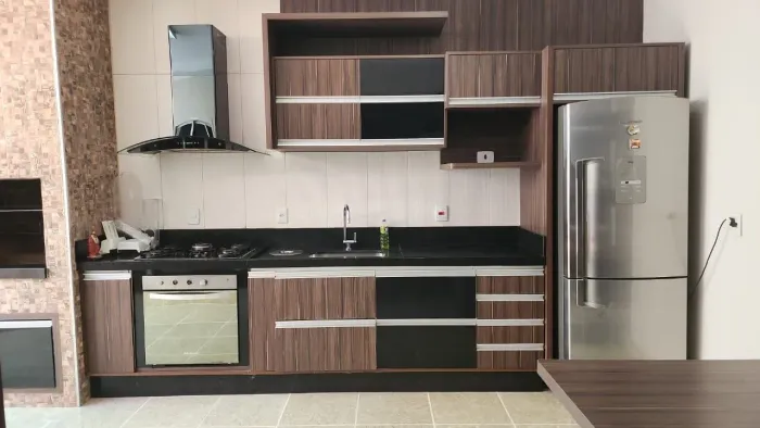 Sobrado para locação no condominio Villa de Capri com 2quartos sendo 1 suite