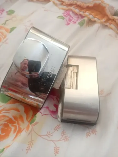 Vendo fechadura de porta de blindex