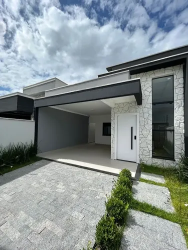 Casa Moderna com Suíte + Piscina no Loteamento Galápagos Tijucas