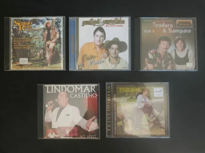 5 Cds Teixeirinha, Sérgio Reis, Guatupê e Guaratuba, Teodoro e Sampaio, Lindomar Castilho