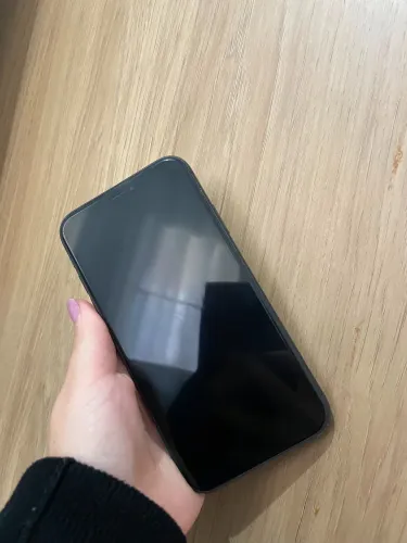 Vende-se Iphone 11