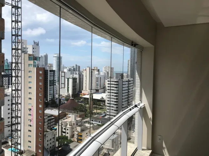 Apartamento Novo 3 Suítes Semi-Mobiliado Aluguel Anual Balneário Camboriú