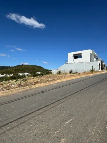 Lote 200 metros