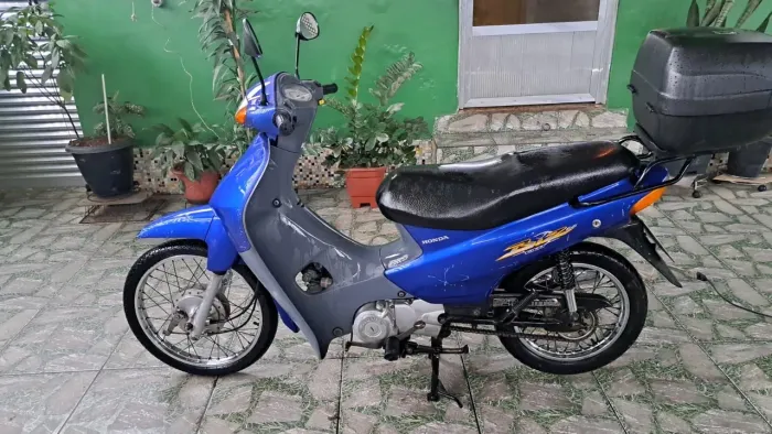 Honda Biz es