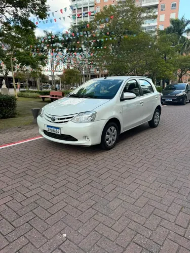 Toyota Etios XS 1.5 Flex 16V 5P Aut. 2017