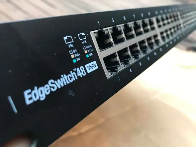Switch Corporativo 48 Portas Gigabit Gerenciável