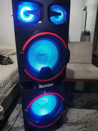 Caixa de Som Bomber Paredão 2300 Watts - Semi-Nova na Caixa (Impecável)