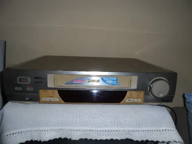 Vídeo Cassete Super VHS Philips VR988