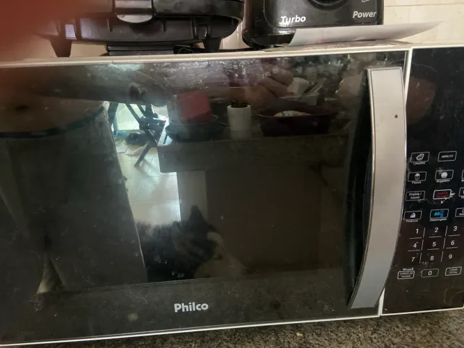 Microondas Philco (com defeito)