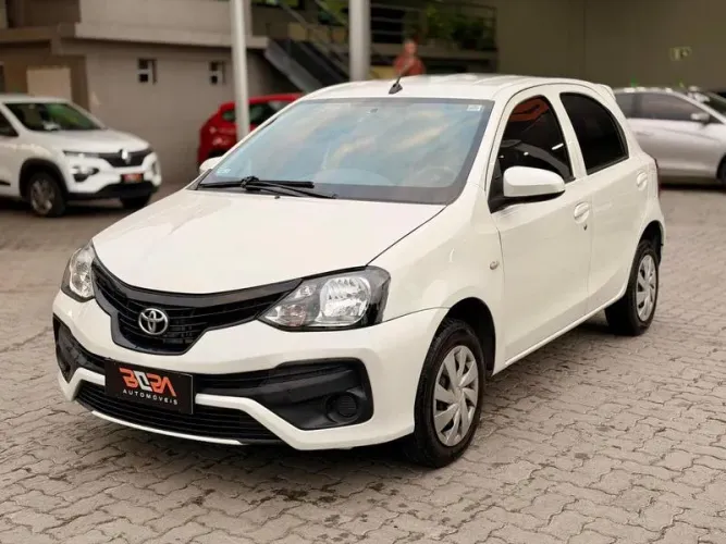 Toyota Etios X 1.3 Flex 16V 5P Aut. 2020