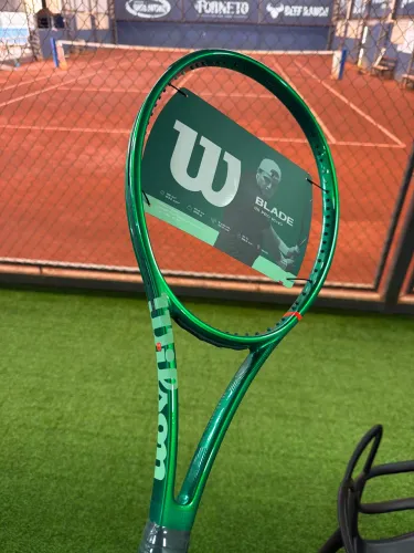 Wilson blade v10 305 PRO LABS