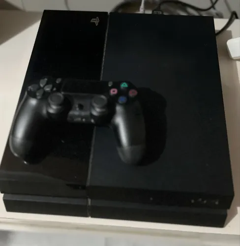 Vendo PlayStation 4