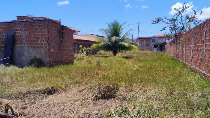 terreno Escriturado medindo 13,30 x 60 em Planalto - Natal - RN