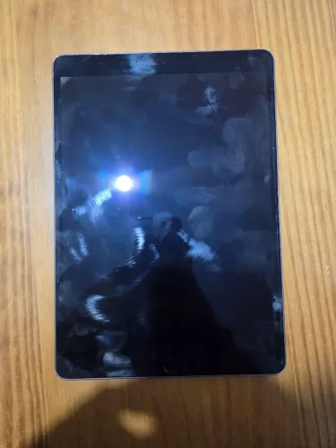 iPad Air 3ª Geração 10.5" (A2152) - Tela Não Liga