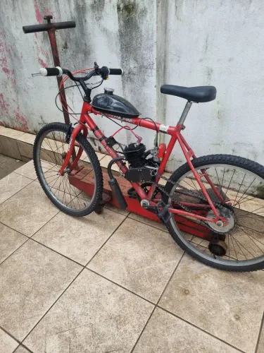 BICICLETA. COM MOTOR