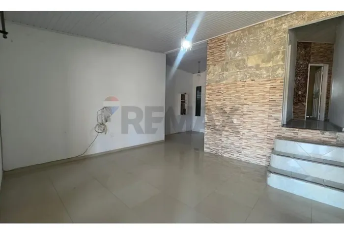 Casa à Venda no Condomínio Brisas do Rio Negro