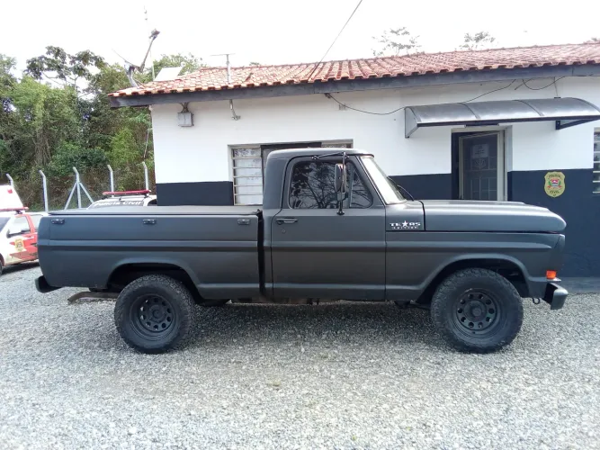 Ford F-1000 Super Diesel / Super Diesel Turbo 1985